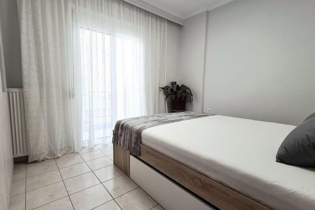 Ivanna Apartment Néa Mudaniá Kültér fotó
